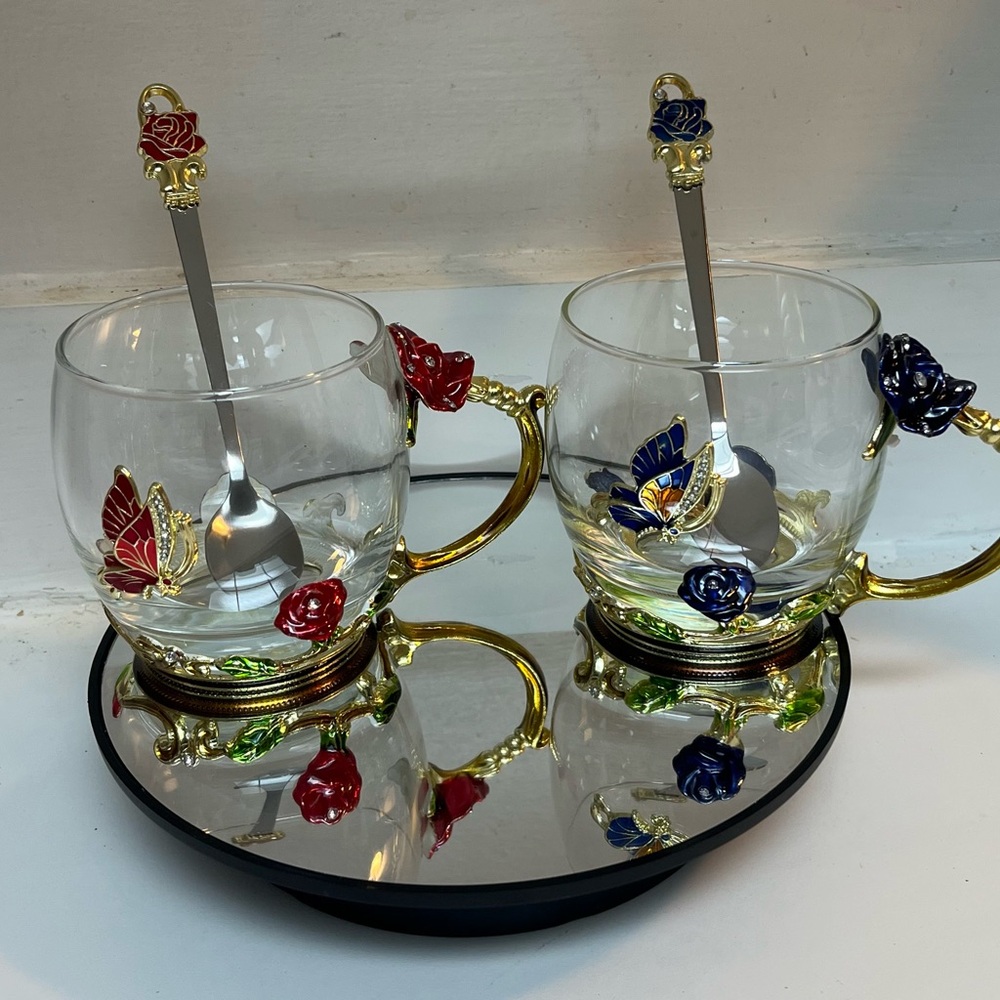 Elegant Glass Tea Cups with Spoons